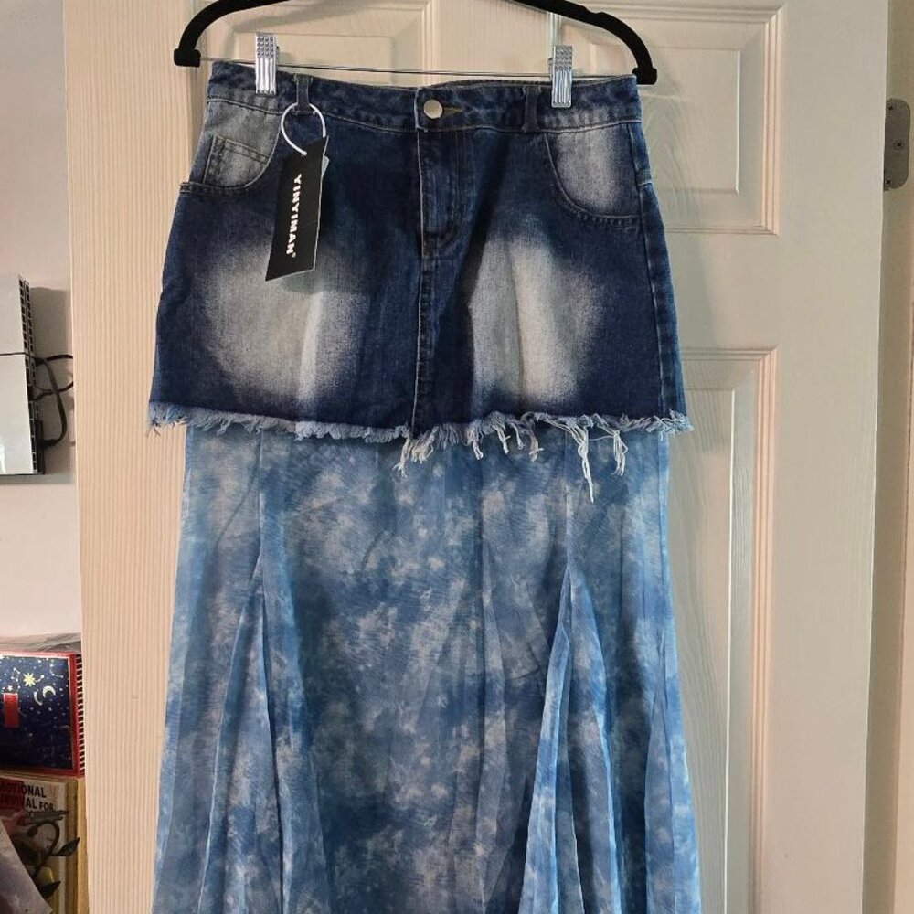 Denim Mini SKirt W/ Sheer Bottom Sz XL NWT (Fits like Large)